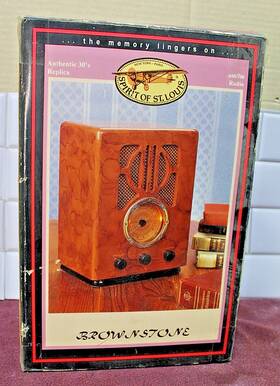 Sosl 730233433589 New In Open Box Spirit Of St Louis Wood Inch Brownstone Classic Am/fm Radio