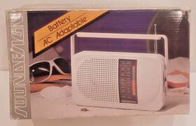 2204-sgy Soundesign Vintage Am/fm Portable Radio Model 2204 Sgy Dual Power White New
