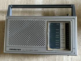 2222-c Soundesign Vintage Sounddesign Am/fm Portable Tabletop Radio Model