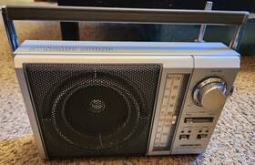 2289-a Soundesign Vtg Dynamic Sound By Fesign Am-fm Radio Receiver #2289- A Tested 6 Inch C