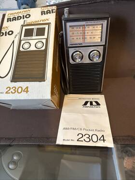 2304 Soundesign Sound Design Fm Am Cb Band Portable Radio Model # Vintage Tested/ Working