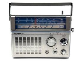 Soundesign 2667- Vintage Am/fm/air/police Weather Portable Radio B Tested Works