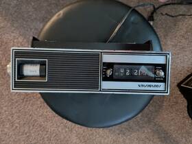 Soundesign 3223 Vintage Alarm Clock Radio Model Am/fm Untested Turns On