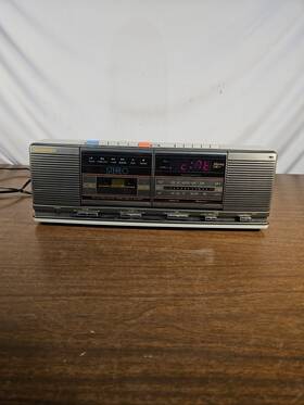 3877mgy Soundesign Vintage Am/fm Cassette Player Retro Alarm Clock Tested