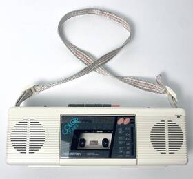 5ysrt0otiii0 Soundesign 80s Color Tunes Sound Design Radio Cassette Stereo 4617wht White Boom Box Works