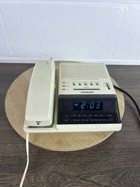 7970 Soundesign Vintage Sound Design Cordless Phone Clock Radio. Working