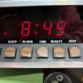 St280 Stewart Electric Am/fm Digital Clock Radio Vintage