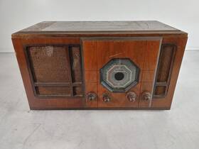 130-h Stromberg Carlson Vintage 1930s Triple Range Shortwave/am Radio For Parts 130-h Stromberg Carlson Vintage 1930s Triple Range Shortwave/am Radio For Parts