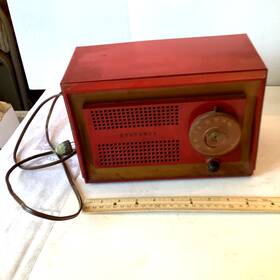 512re Sylvania Vintage Model Radio Works