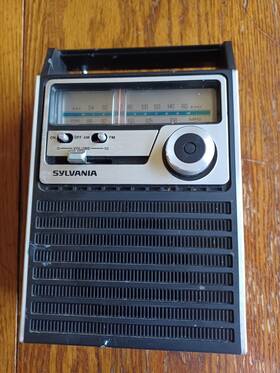 Sy2227 Sylvania Am Fm Radio Model