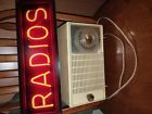 T-127c Ge Vinta Am Tube Radio In Working Order