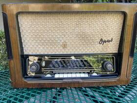 Opus-6 Telefunken Radio Opus 6 For Repair Or Parts Powers On