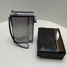 8p-870f Toshiba 870f Vintage Am Fm Handheld Transistor Radio Model Works With Case