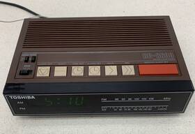 Rc-8600 Toshiba Vintage Am/fm Clock Radio Japan 1980s Retro Alarm Tested Works