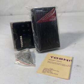 Rp-1160 Toshiba Am/fm Portable Radio Nib New In Box With Earbuds Rare
