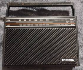 Toshiba Rp-1460 Vintage Black Portable Am Fm Radio - Tested And Working