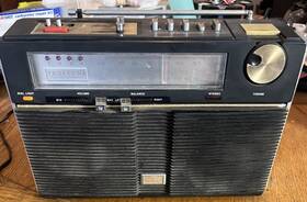 Mae-8505a-67 Trueton Manual Vintage Truetone Stereo 8 Track Player Am/fm Radio Powers On