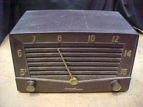 D2102b Truetone Vintage 1953 Radio Not Working For Parts Repair