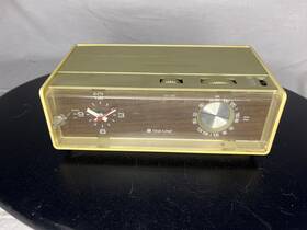 Mnm2530a-57 Truetone Vintage Am Fm Table Top Clock Radio Tested And Working