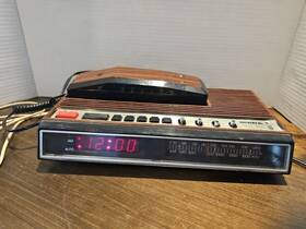 Tcr-6500 Universal Vintage Clock Alarm Radio Phone Model Not Working Parts
