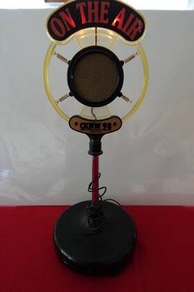Ota-70 Unknowen Ckhw/98 Inch On The Air Transister Radio Model #ota-70