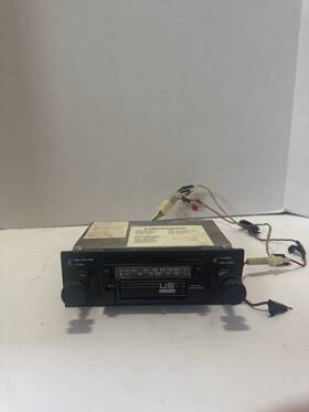 Bay-1 Us Marine Vintage Branded Model No. Cassette Car Stereo Am/fm Radio