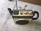 V150 Lloyds Vintage Radio Model White With Strap Track