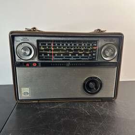 P-990a Vintage P990a General Electric Ge World Monitor 17 Transistor 5 Band Radio