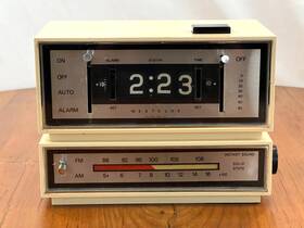 Westclox 80040 Vintage 1971 Solid State Clock Radio Model - Tested