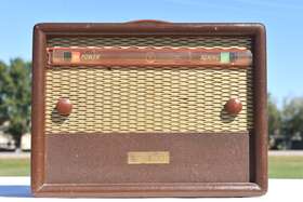 H-148 Westinghouse Model Portable Tube Radio Vintage 1947 Great Project