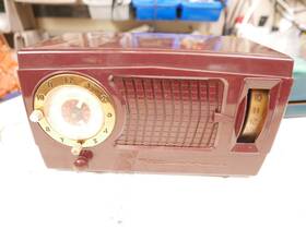 H-354t5 Westinghouse Vintage Tube Clock Radio Model Maroon Parts Or Repair