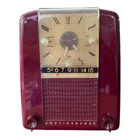 H-397t5 Westinghouse Vintage 1950s Maroon Bakelite Tube Radio