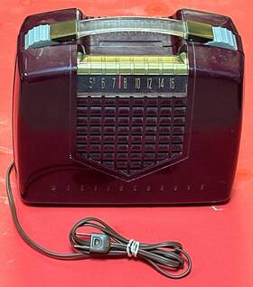 Westinghouse H-400p4 Vintage Portable Tube Radio Maroon - Works Perfectly
