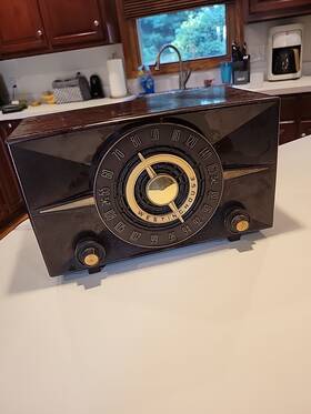 H-371t7 Westinghouse H371t7 Am/fm 7-tube Table Radio 1952 Brown - As-is Parts / Restore