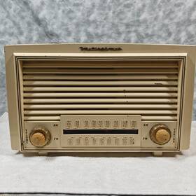 H-325t5 Westinghouse H391t5 Vintage Model Am/fm Beige Radio - Working Condition