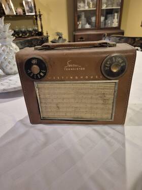 1957.not Westinghouse H602p7 Westinghouse- Model H-602p7 - Radio -1957.not Working Sold As Is