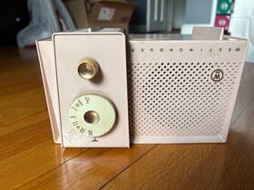 H630t4a Westinghouse Vintage Am Radio Circa 1959 Pink In Working Condition