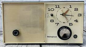 H833l4 Westinghouse Vintage Tube Clock Radio Model - For Restoration