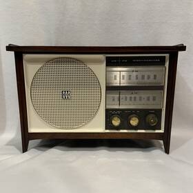 H860n7 Westinghouse Vintage Fm/am Radio Wood Case Tested/working