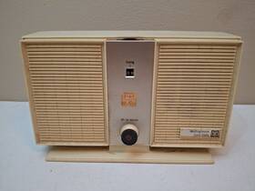 Rta1180a Westinghouse Am Radio - Tested Powers On / Makes Noise