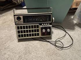 1439 Westminster Vintage Model Multi Band Radio As Is 1439 Westminster Vintage Model Multi Band Radio As Is