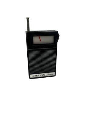 2076a Windsor Vintage Am Solid State Portable Radio Tested Working