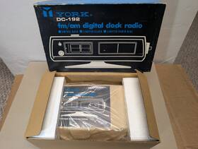 Dc-192 York Vintage Fm/am Digital Clock Radio With Swivel Base In Box Still Wrapped