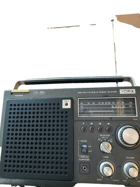 L6458a Yorx Vintage 8 Track Radio Am/fm Model Number