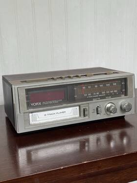 R5181 Yorx Vintage Fm/am Receiver 8 Track Stereo Works