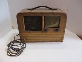 5b07 Zenith Vintage Long Distance Tube Radio Model Portable Ac-dc A-b For Parts
