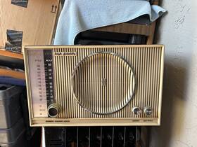 8c01-8c02 Zenith Vtg Am/fm High Fidelity Radio Model# S-46351 Ex. Cond. - Works