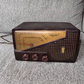 S-14549 Zenith G723 Read Radio Model Tube Am/fm 1950 - Needs Cord