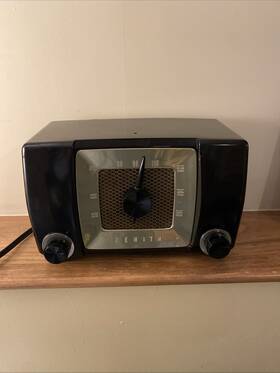 H615zy Zenith Vintage P Tube Radio Black Bakelite 1950 S Gold Trim Parts/repair