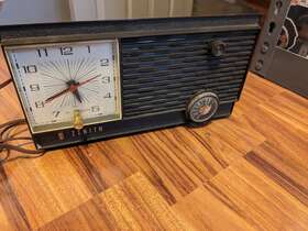 M507c Zenith Radio Vintage